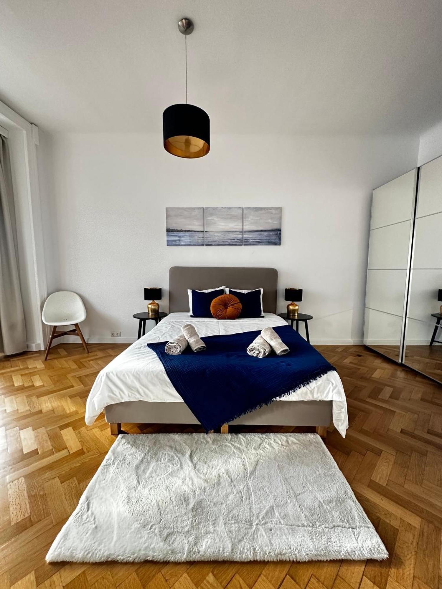 Appartement Luxury 3 Bedroom Near Schoenbrunn Palace Wenen